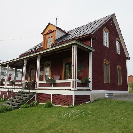 La Vieille Maison Rouge Saint-Tite Екстер'єр фото